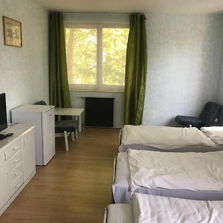 Francoise Szallo Balatonlelle Exteriér fotografie
